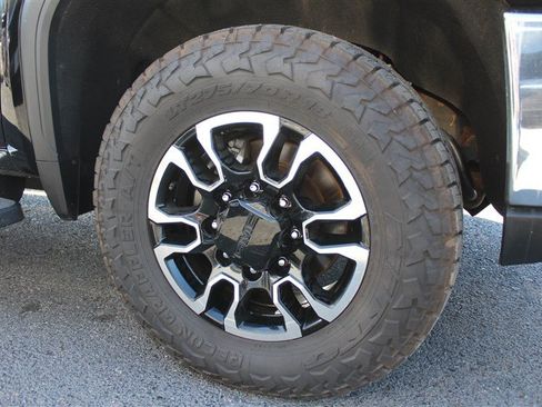 Used 2020 GMC Sierra 2500 SLT w/ SLT Convenience Package AWD/4WD image 9