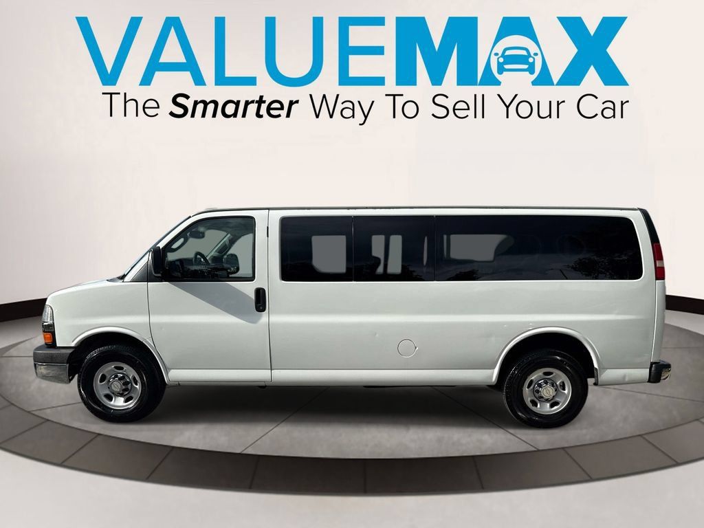 Used 2016 Chevrolet Express 3500 LT w/ LT Preferred Equipment Group RWD image 7