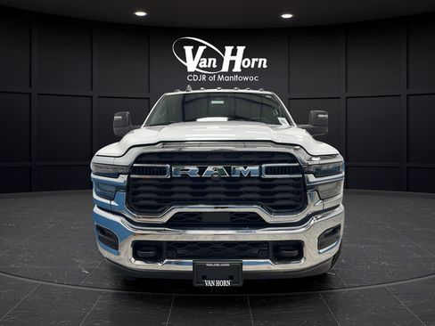 Used 2025 RAM 2500 Tradesman AWD/4WD image 2