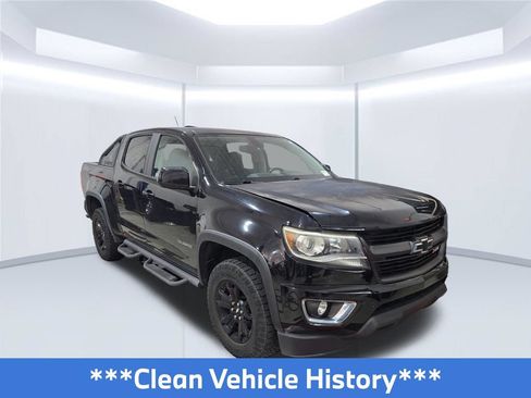 Used 2016 Chevrolet Colorado Z71 AWD/4WD image 2