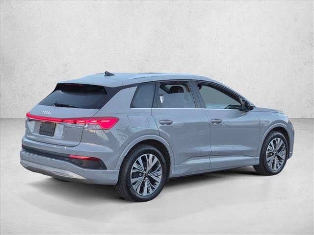 Used 2023 Audi Q4 e-tron Premium Plus w/ Premium Plus RWD image 5