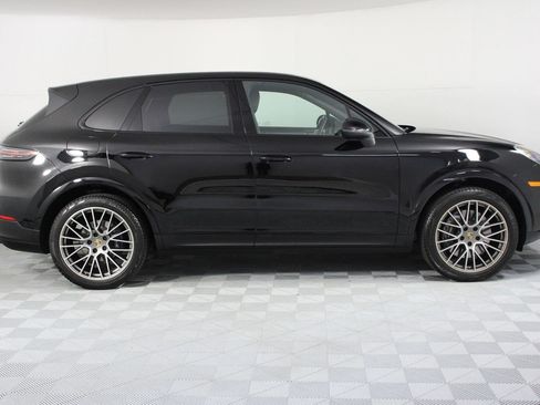 Certified 2022 Porsche Cayenne Platinum Edition AWD/4WD image 8