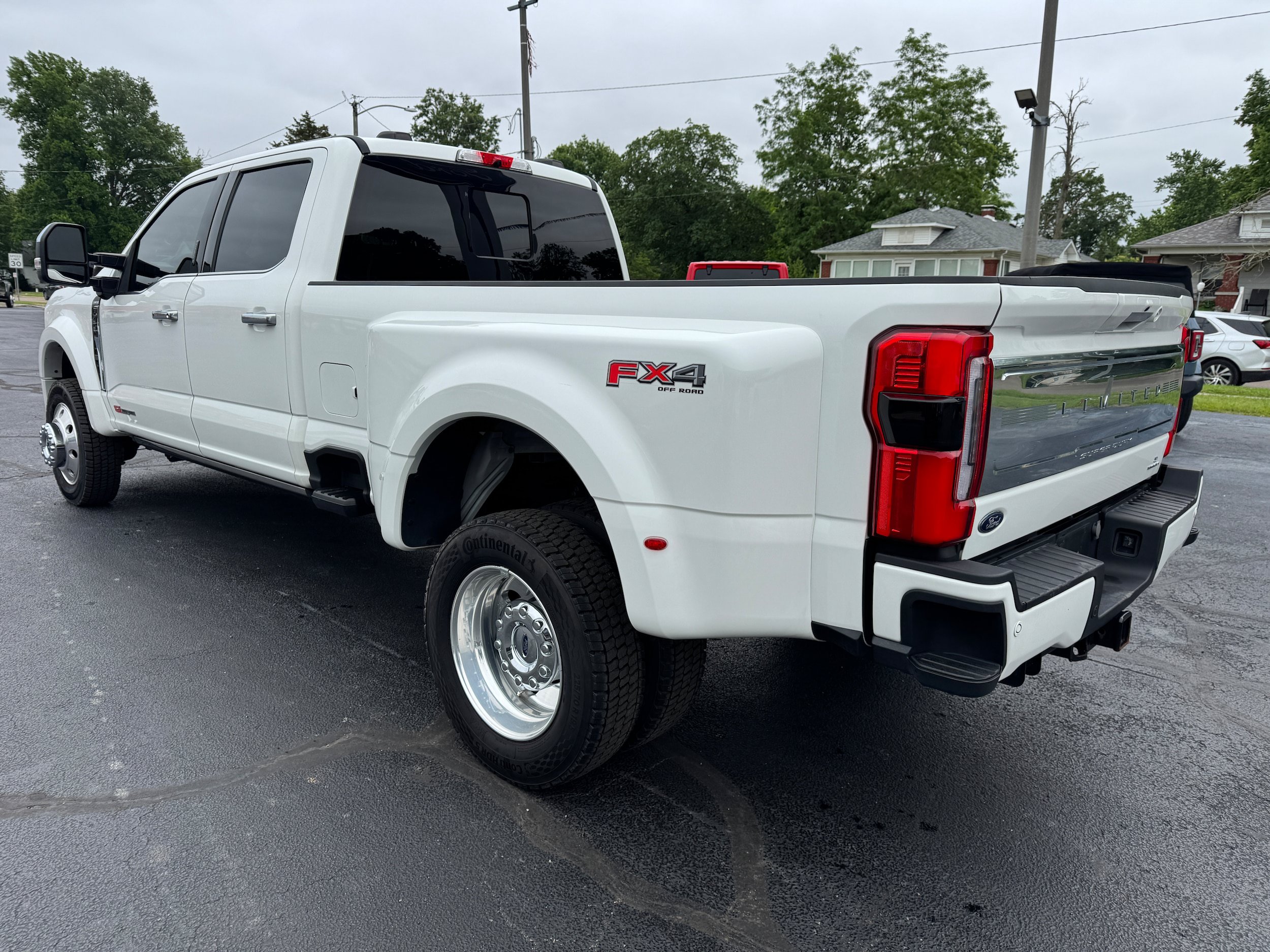 Used 2024 Ford F450 Limited w/ FX4 Off-Road Package AWD/4WD image 5