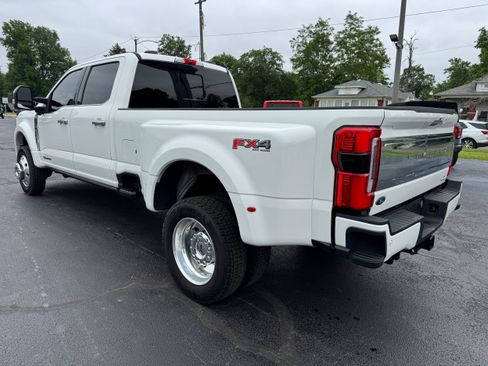 Used 2024 Ford F450 Limited w/ FX4 Off-Road Package AWD/4WD image 5