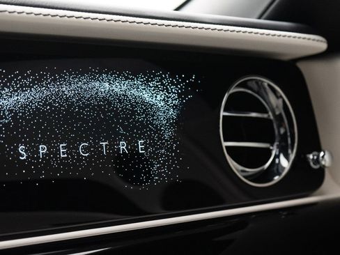Certified 2024 Rolls-Royce Spectre w/ Spectre Launch Package AWD/4WD image 36