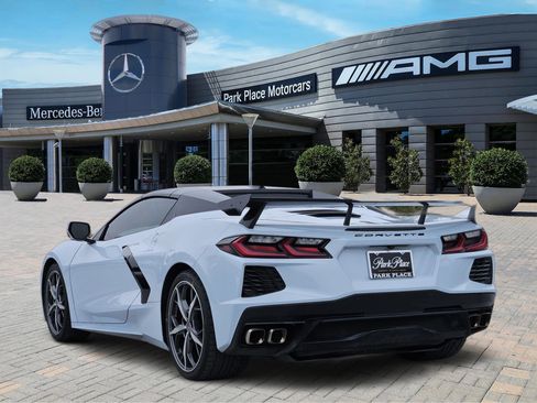 Used 2022 Chevrolet Corvette Stingray Premium Conv w/ Z51 Performance Package image 4