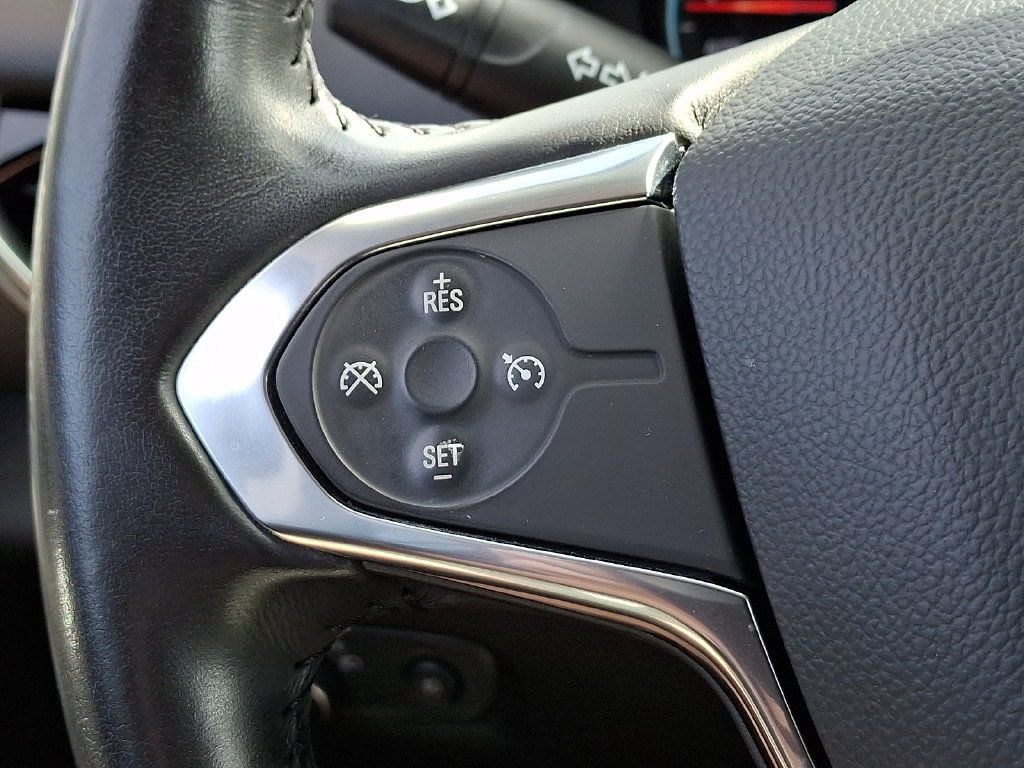 Used 2020 Chevrolet Traverse LT FWD image 20