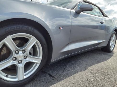 Used 2021 Chevrolet Camaro LT image 15