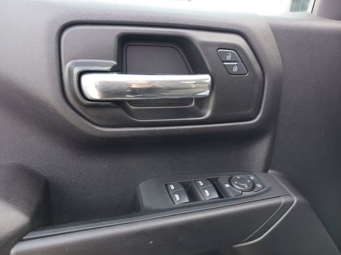 Used 2024 Chevrolet Silverado 1500 Custom Trail Boss AWD/4WD image 32