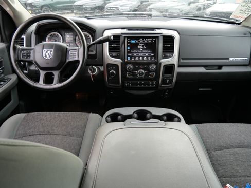 Used 2017 RAM 3500 Big Horn AWD/4WD image 10