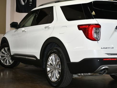 Used 2020 Ford Explorer Limited w/ Class III Trailer Tow Package image 55