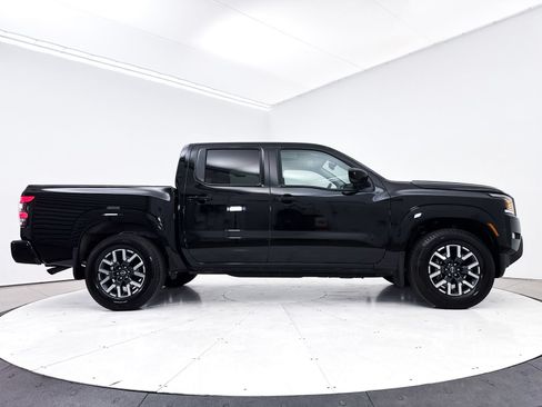 Used 2024 Nissan Frontier SL w/ Technology Package RWD image 39