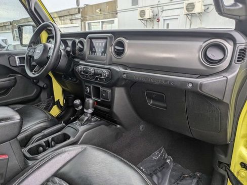 Used 2023 Jeep Wrangler Sport AWD/4WD image 14
