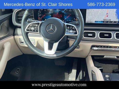 Used 2022 Mercedes-Benz GLS 450 4MATIC image 18
