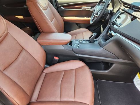New 2026 Cadillac XT5 Premium Luxury w/ Driver Assist Package AWD/4WD image 23