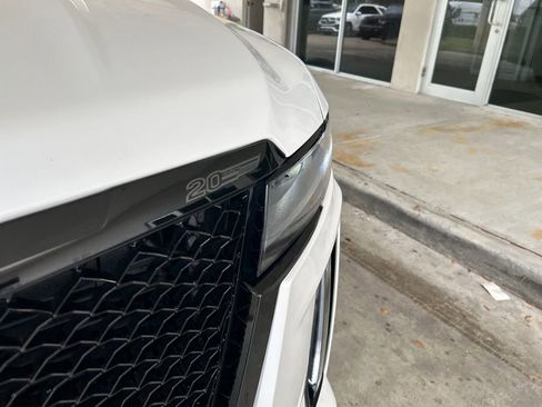 Used 2024 Cadillac Escalade V AWD/4WD image 14