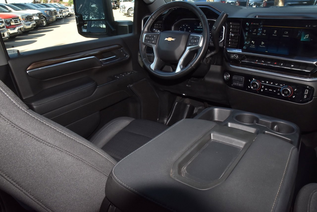 Used 2024 Chevrolet Silverado 2500 LT w/ Texas Edition RWD image 15
