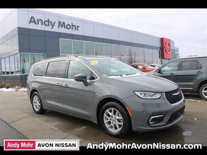 Used 2022 Chrysler Pacifica Touring-L