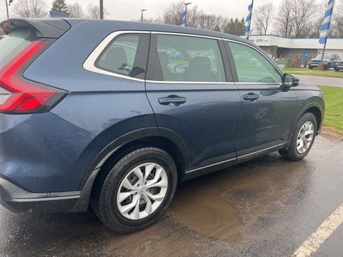 Used 2024 Honda CR-V LX image 4