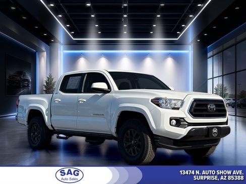 Used 2021 Toyota Tacoma SR5 RWD image 1