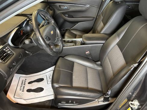 Used 2018 Chevrolet Impala LT image 19