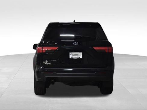 Used 2023 Toyota Sequoia TRD Pro image 8