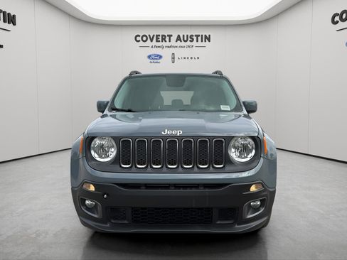 Used 2017 Jeep Renegade Latitude image 8