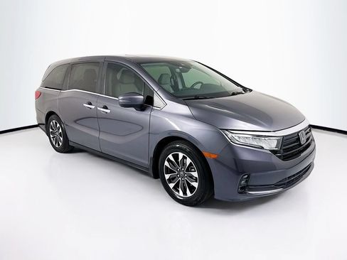 Used 2024 Honda Odyssey EX-L image 3