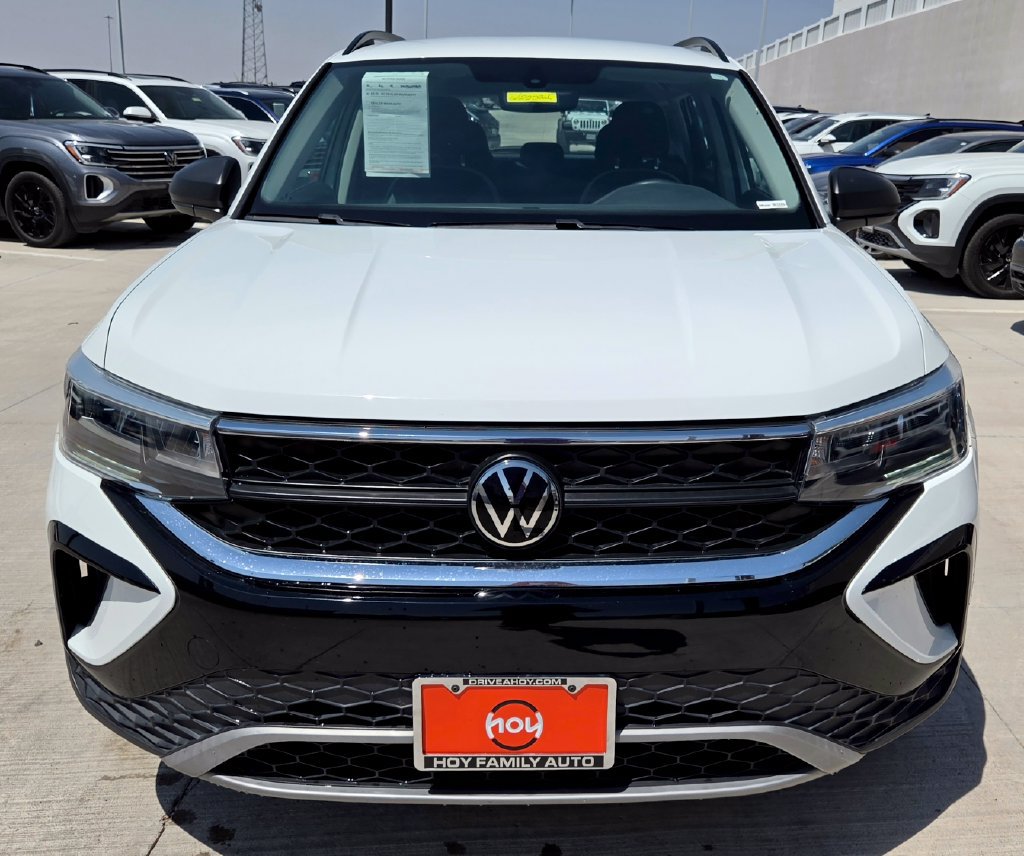 Certified 2023 Volkswagen Taos S FWD image 3
