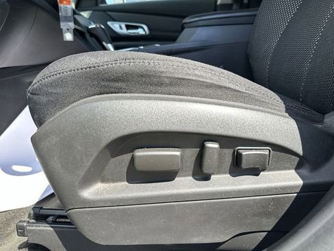 Used 2017 GMC Terrain SLE w/ Convenience Package image 16