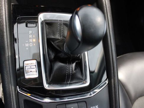 Used 2017 MAZDA CX-5 Touring w/ Preferred Equipment Package AWD/4WD image 17