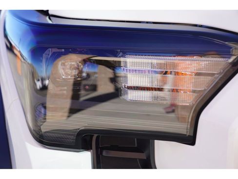 Used 2026 Toyota Tacoma TRD Off-Road image 7