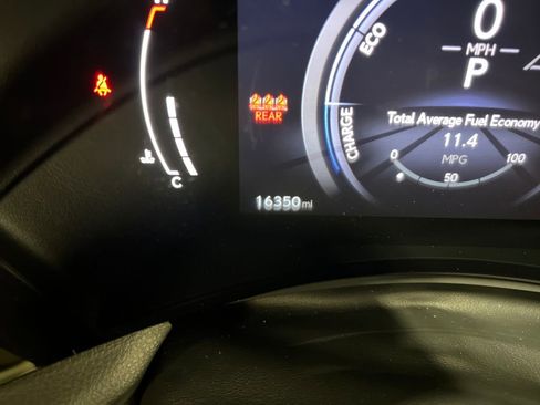 Used 2024 Lexus NX 300h AWD w/ Luxury Package image 16