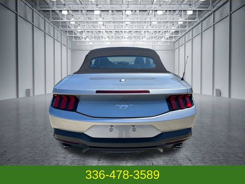 Used 2026 Ford Mustang Convertible RWD image 4