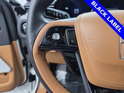 Used 2025 Lincoln Aviator Black Label w/ Jet Appearance Package image 21