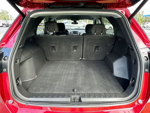 Used 2020 Chevrolet Equinox LT w/ Driver Convenience Package image 24