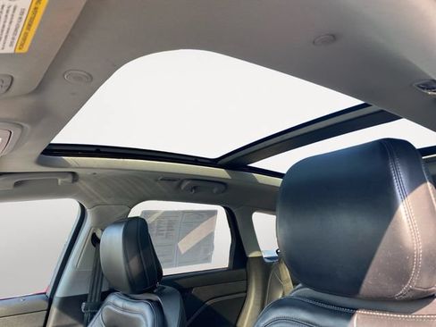 Used 2020 Lincoln Corsair FWD w/ Premium Package image 30