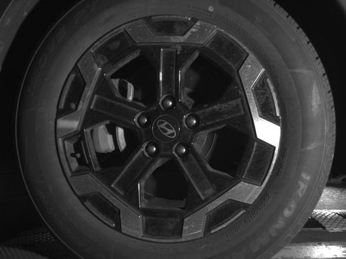 Used 2024 Hyundai Santa Fe SEL image 12