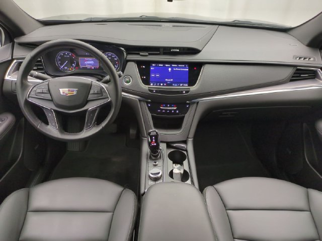 Used 2023 Cadillac XT5 Luxury w/ LPO, Floor Liner Package AWD/4WD image 21