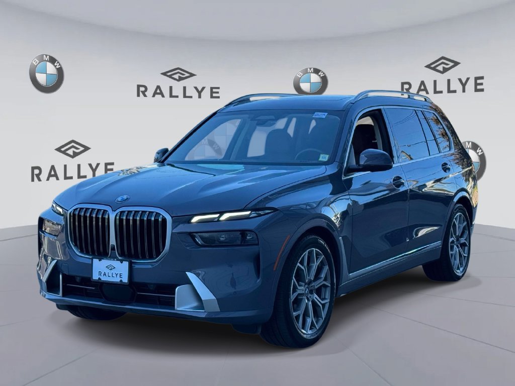 Certified 2026 BMW X7 xDrive40i w/ Executive Package AWD/4WD image 3