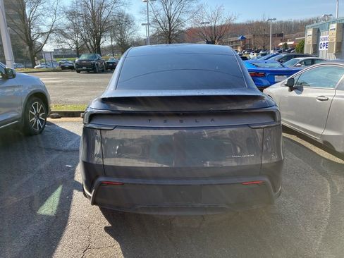 Used 2026 Tesla Model Y Long Range image 5