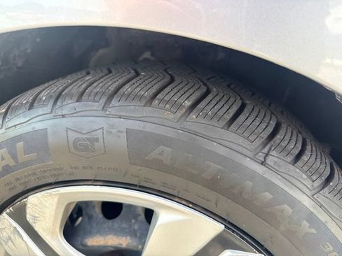 Used 2017 Honda Civic LX image 5