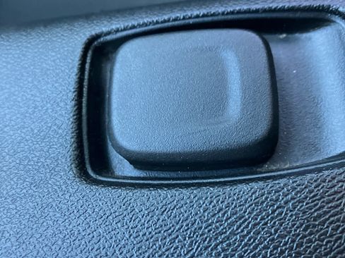 Used 2019 Chevrolet Camaro LT w/ RS Package image 30