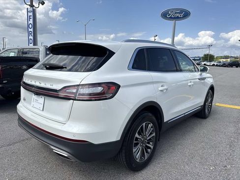 Certified 2023 Lincoln Nautilus AWD w/ Premium Package image 5