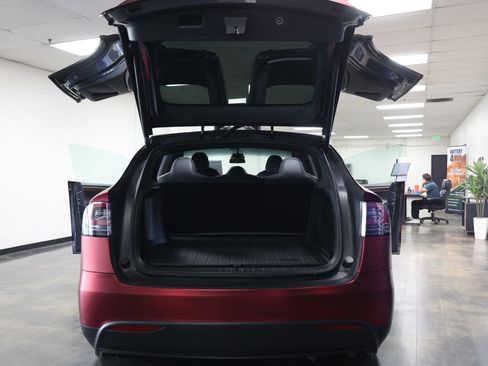 Used 2020 Tesla Model X Long Range AWD/4WD image 50