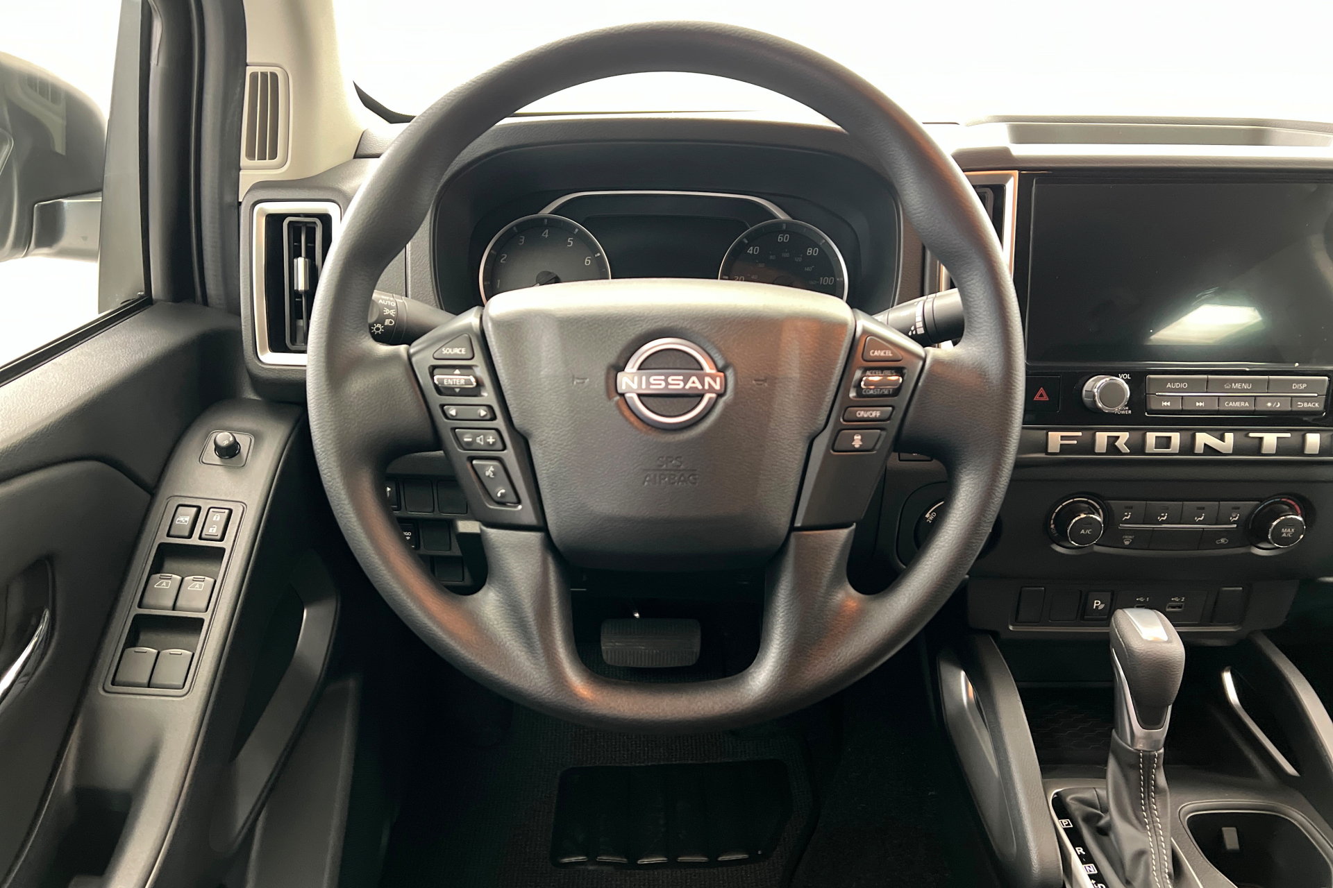 New 2026 Nissan Frontier SV w/ Tow Package AWD/4WD image 12