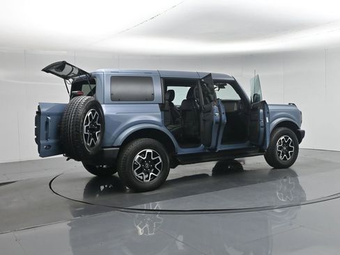 Certified 2025 Ford Bronco Outer Banks image 6