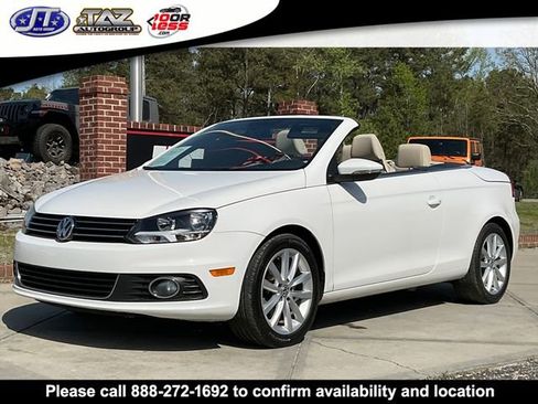 Used 2014 Volkswagen Eos Komfort FWD image 3