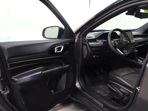 Certified 2022 Jeep Compass Latitude AWD/4WD image 10