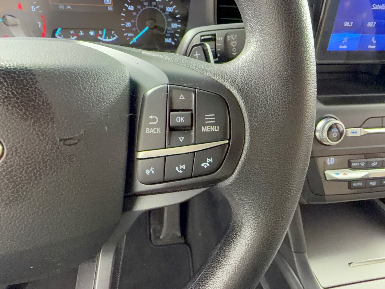 Used 2020 Ford Explorer 4WD image 19